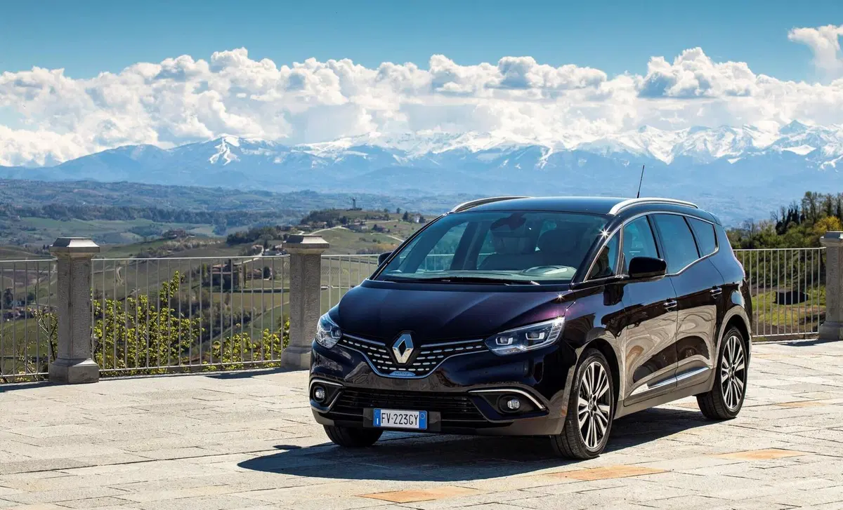 Renault Grand Scénic 1.6 dci energy Intens 130cv (7)