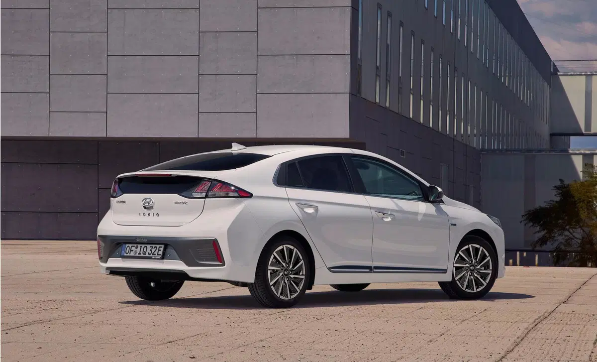 Hyundai Ioniq (2016-22) (4)