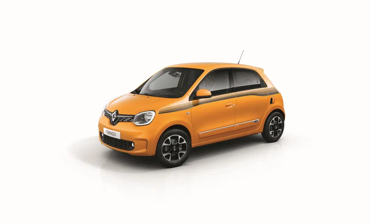 Renault Twingo TCe 90 CV EDC Zen (6)