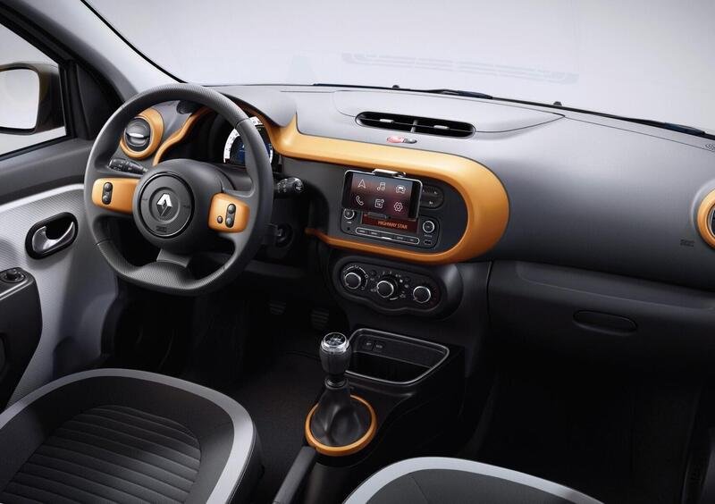 Renault Twingo (2014-->>) (15)