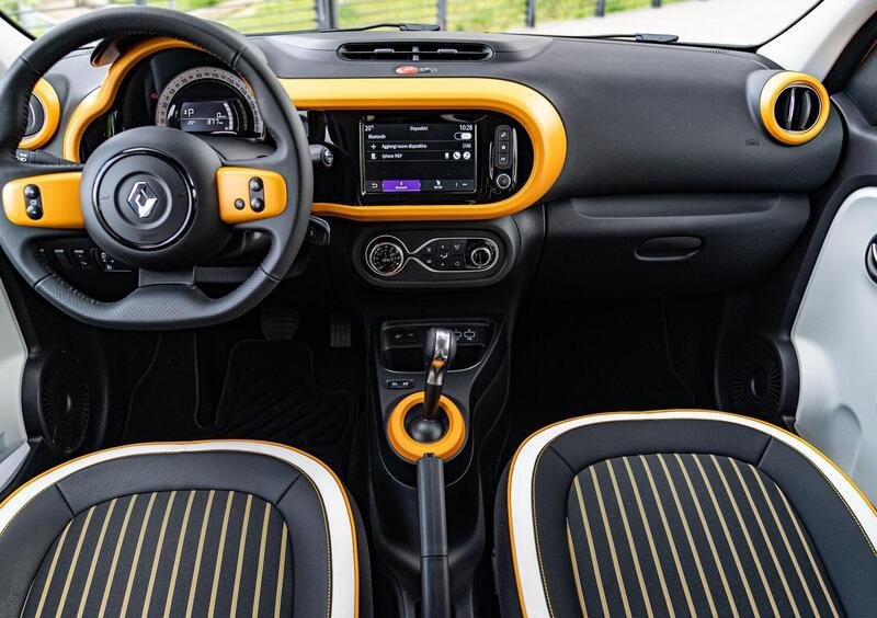Renault Twingo (2014-->>) (14)