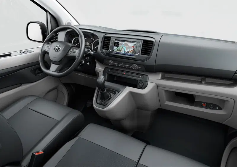 Toyota Proace (2016-->>) (17)