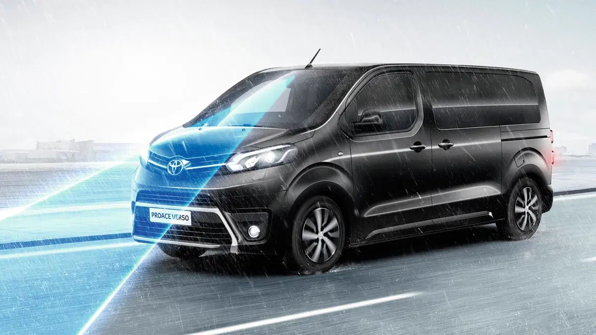 Toyota Proace Verso Verso 2.0D 180 CV L2 D Family (8)