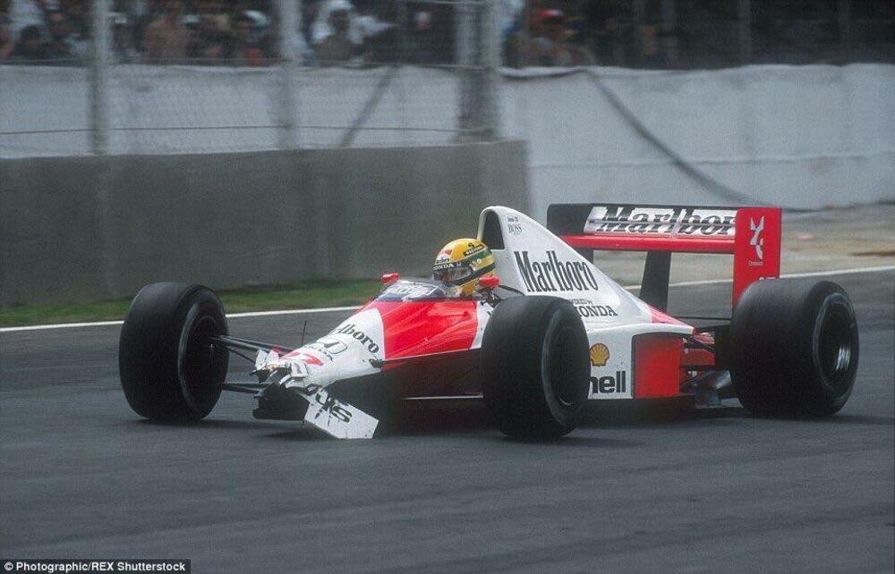 Che &quot;vergogna, per il doppiato&quot;: ha osato tagliare strada e musetto al grande Senna mentre vinceva il suo GP di Casa