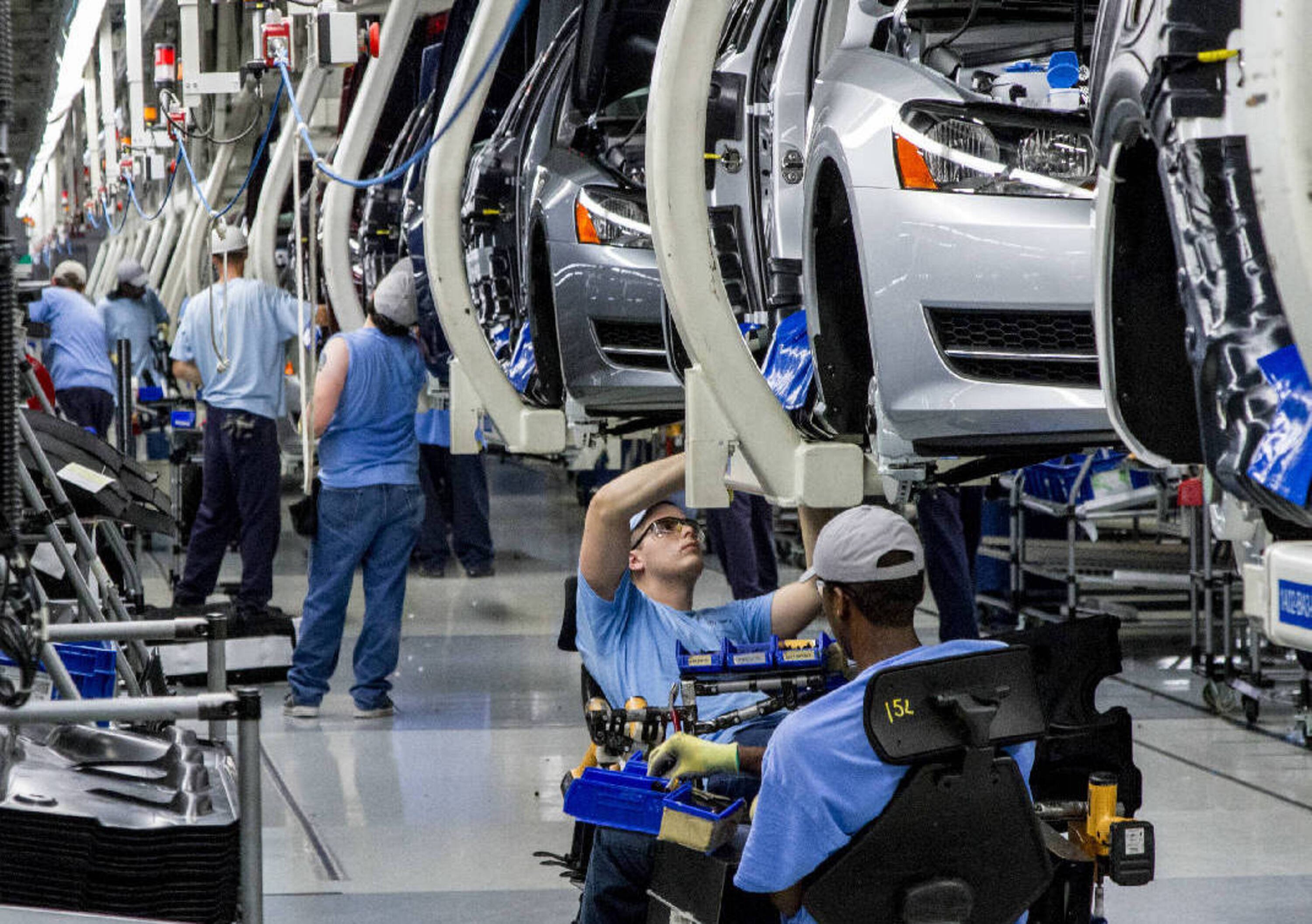 Allarme ACEA: &laquo;A rischio 14 milioni di posti di lavoro nel settore auto&raquo;