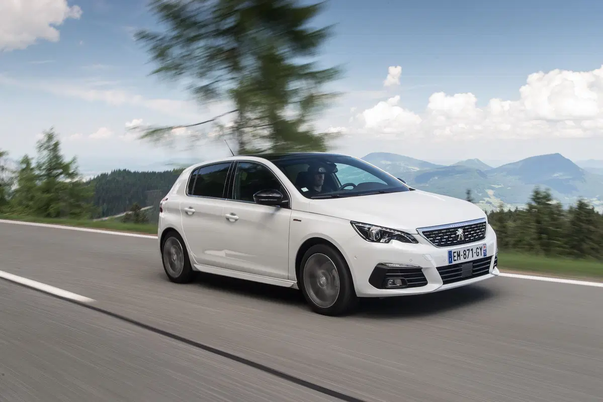 Peugeot 308 BlueHDi 120 S&S Allure