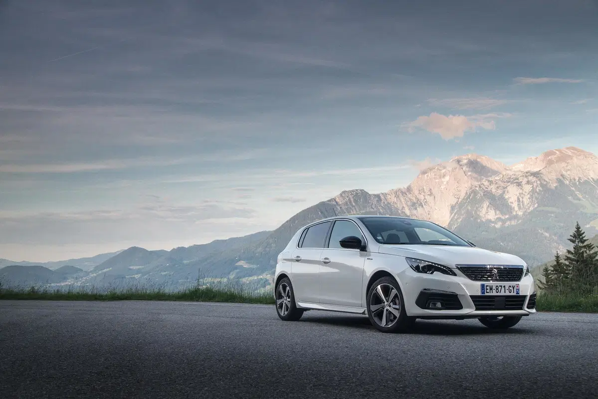 Peugeot 308 BlueHDi 130 S&S GT Line (7)
