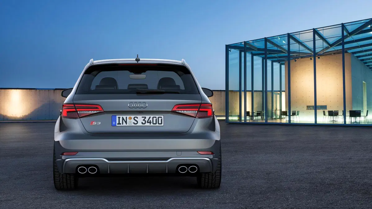 Audi S3 Sportback 2.0 TFSI quattro (5)