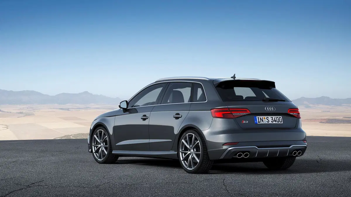 Audi S3 Sportback 2.0 TFSI quattro (4)