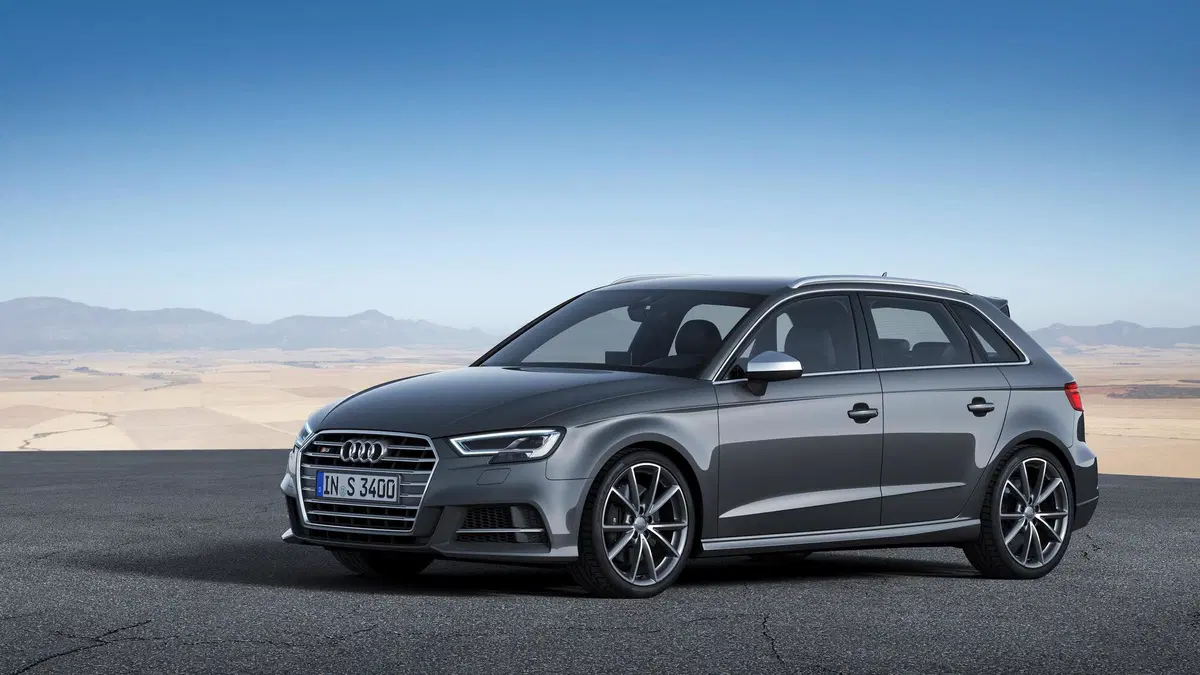 Audi S3 Sportback 2.0 TFSI quattro (9)