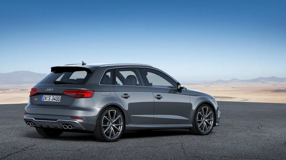 Audi S3 Sportback 2.0 TFSI quattro (10)