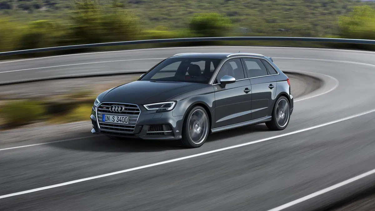 Audi S3 Sportback 2.0 TFSI quattro (21)