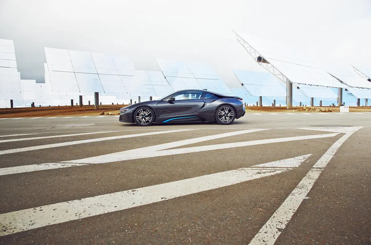 BMW i8 Coupé i8 (24)