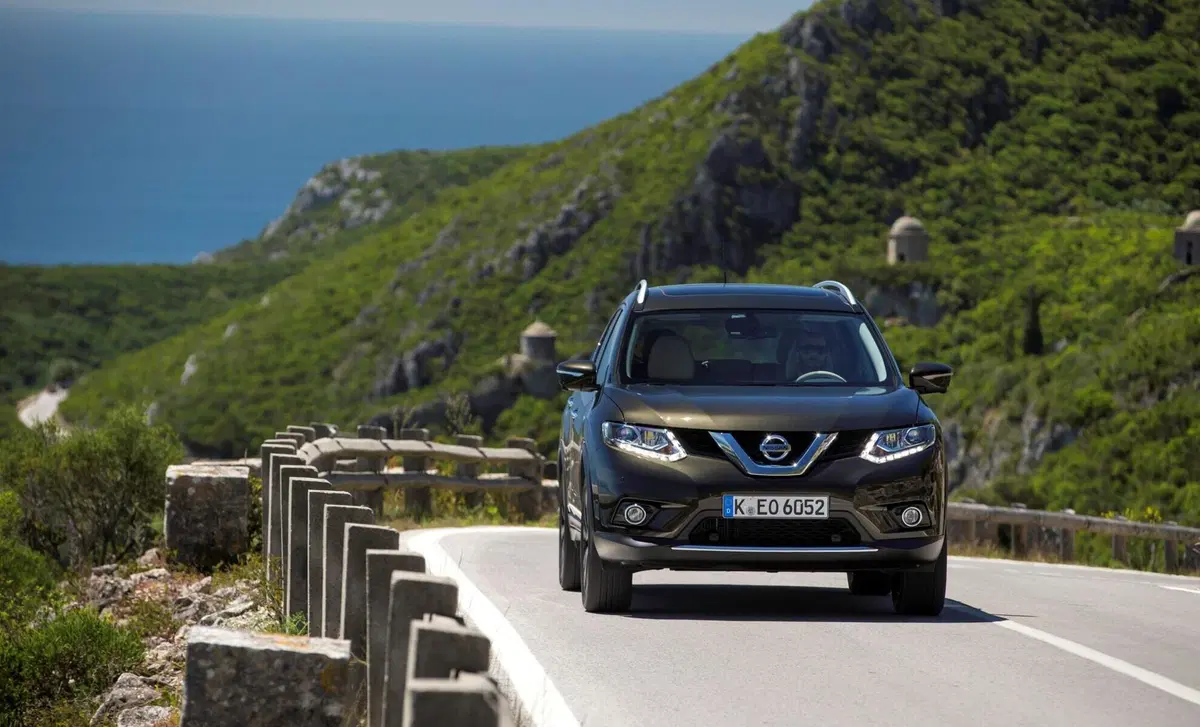 Nissan X-Trail 1.6 dCi 4WD Tekna (10)