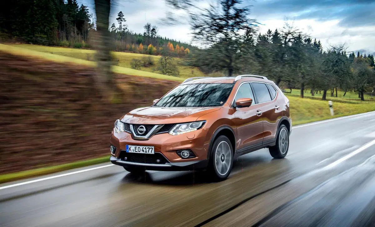 Nissan X-Trail 1.6 dCi 4WD Tekna (6)