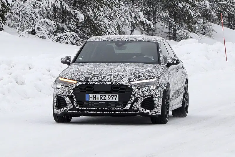 Nuova Audi RS3: avvistata la sedan [Foto spia]