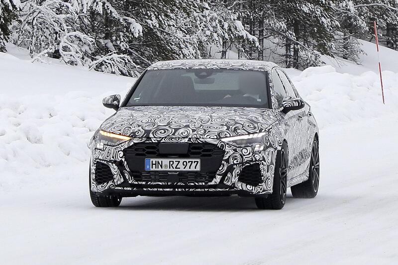 Nuova Audi RS3: avvistata la sedan [Foto spia]