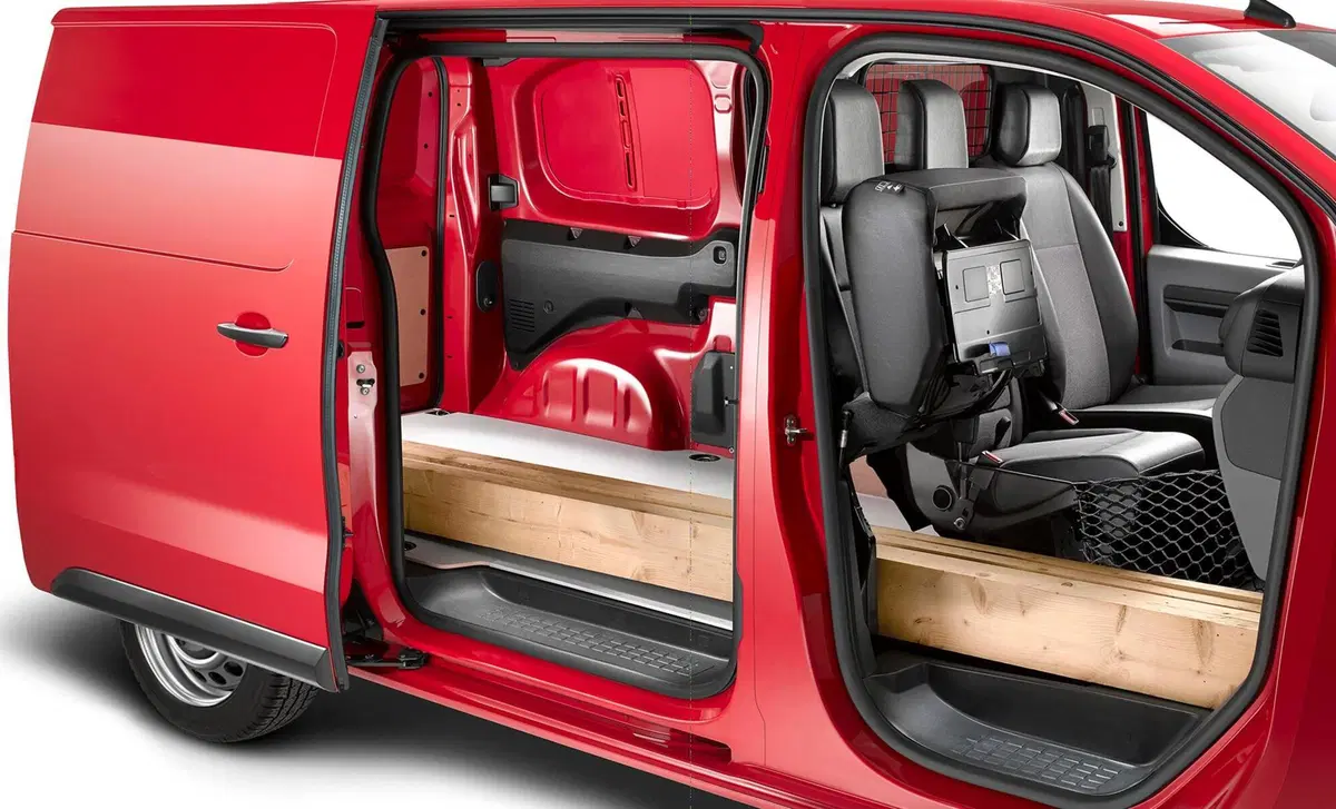 Opel Vivaro (2019-->>) (13)