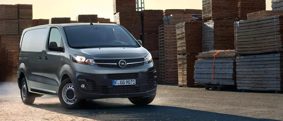 Opel Vivaro (2019-->>) (10)