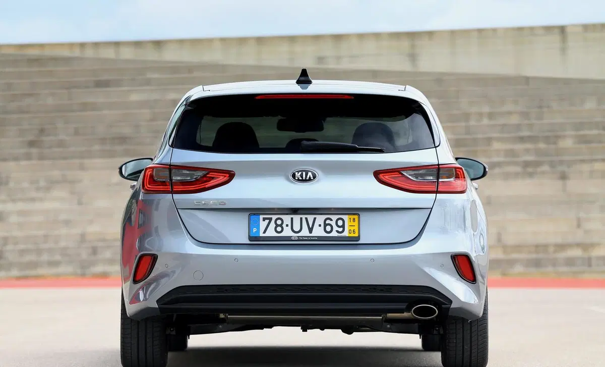 Kia Ceed 1.6 CRDi 136 CV DCT 5p. GT Line (5)