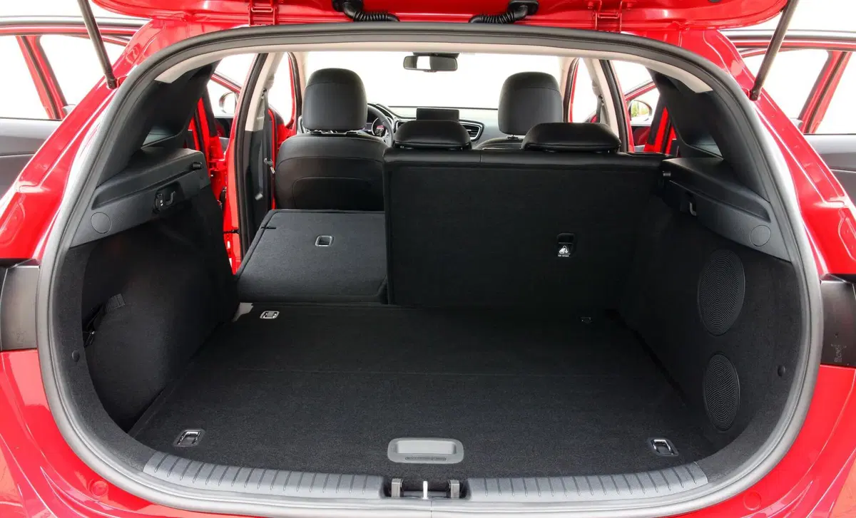 Kia Ceed 1.6 CRDi 136 CV DCT 5p. GT Line (19)