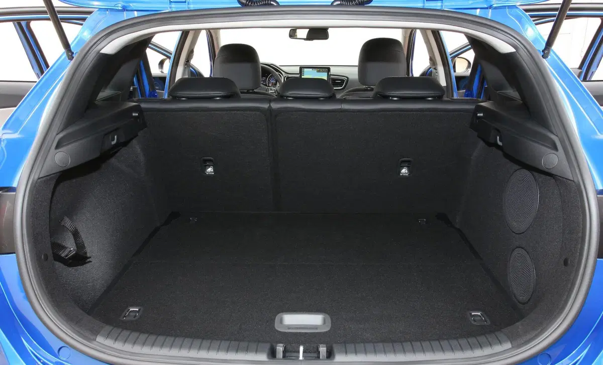 Kia Ceed 1.6 CRDi 136 CV DCT 5p. GT Line (14)