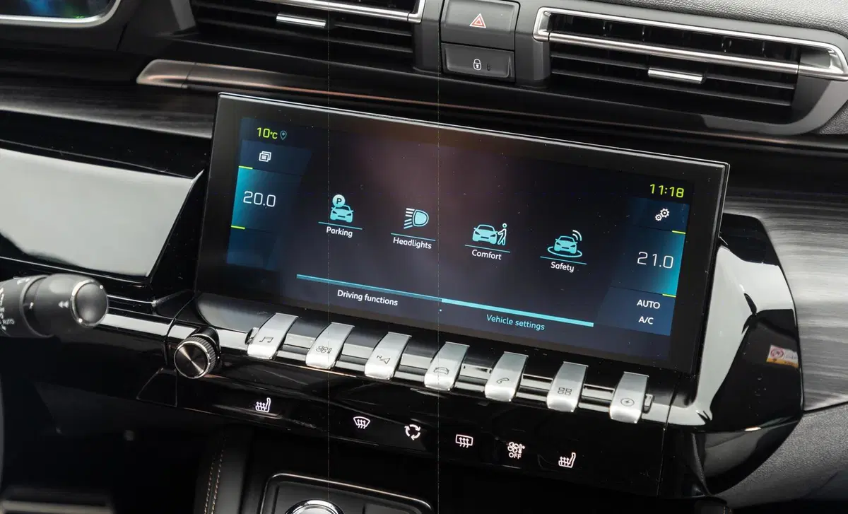 Peugeot 508 (2018-25) (35)