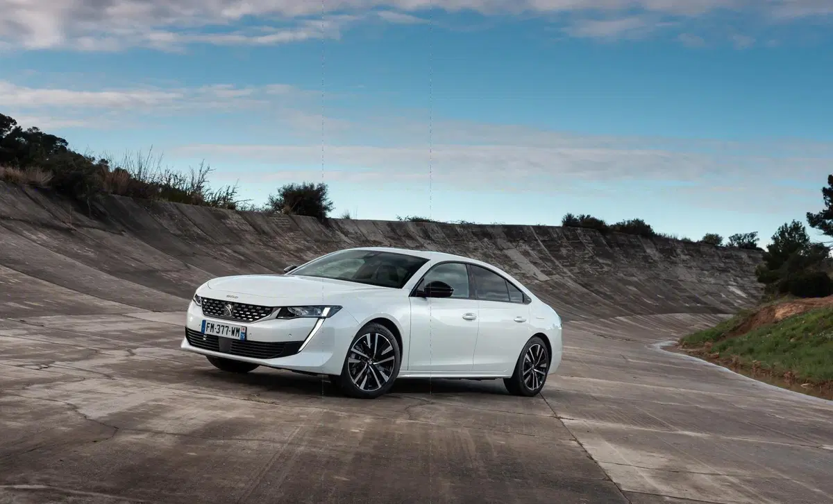 Peugeot 508 (2018-25) (24)