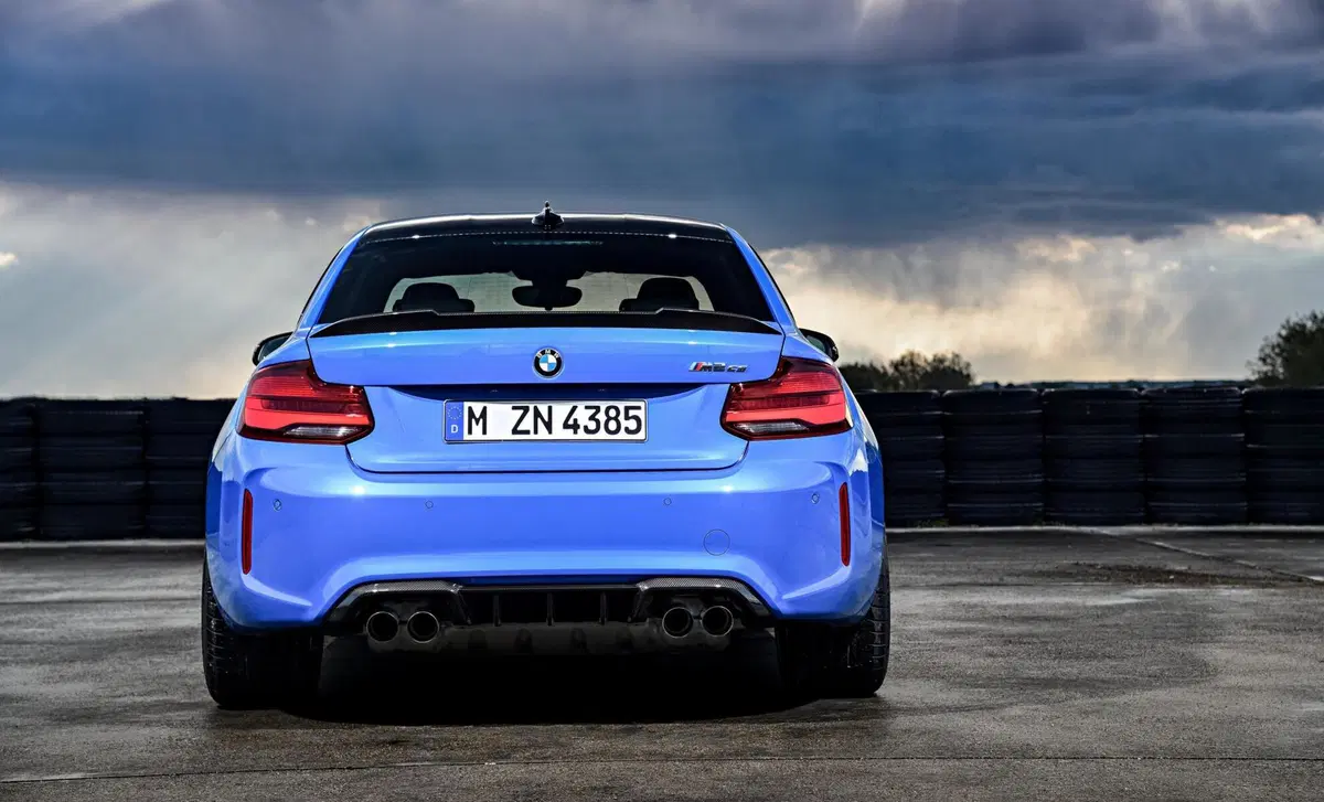 BMW Serie 2 Coupé M2  CS (5)