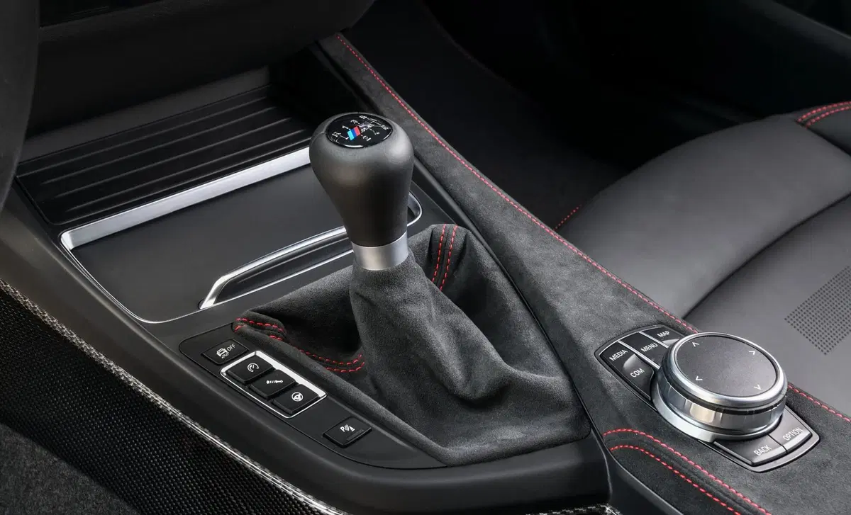 BMW Serie 2 Coupé M2  CS (21)