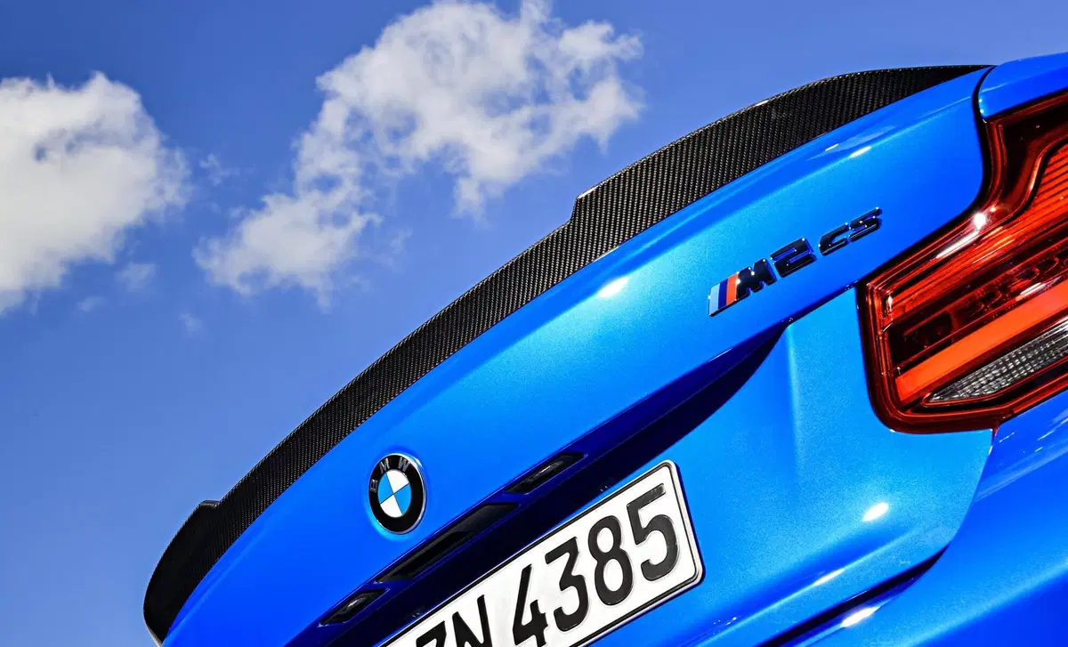 BMW Serie 2 Coupé M2  CS (27)