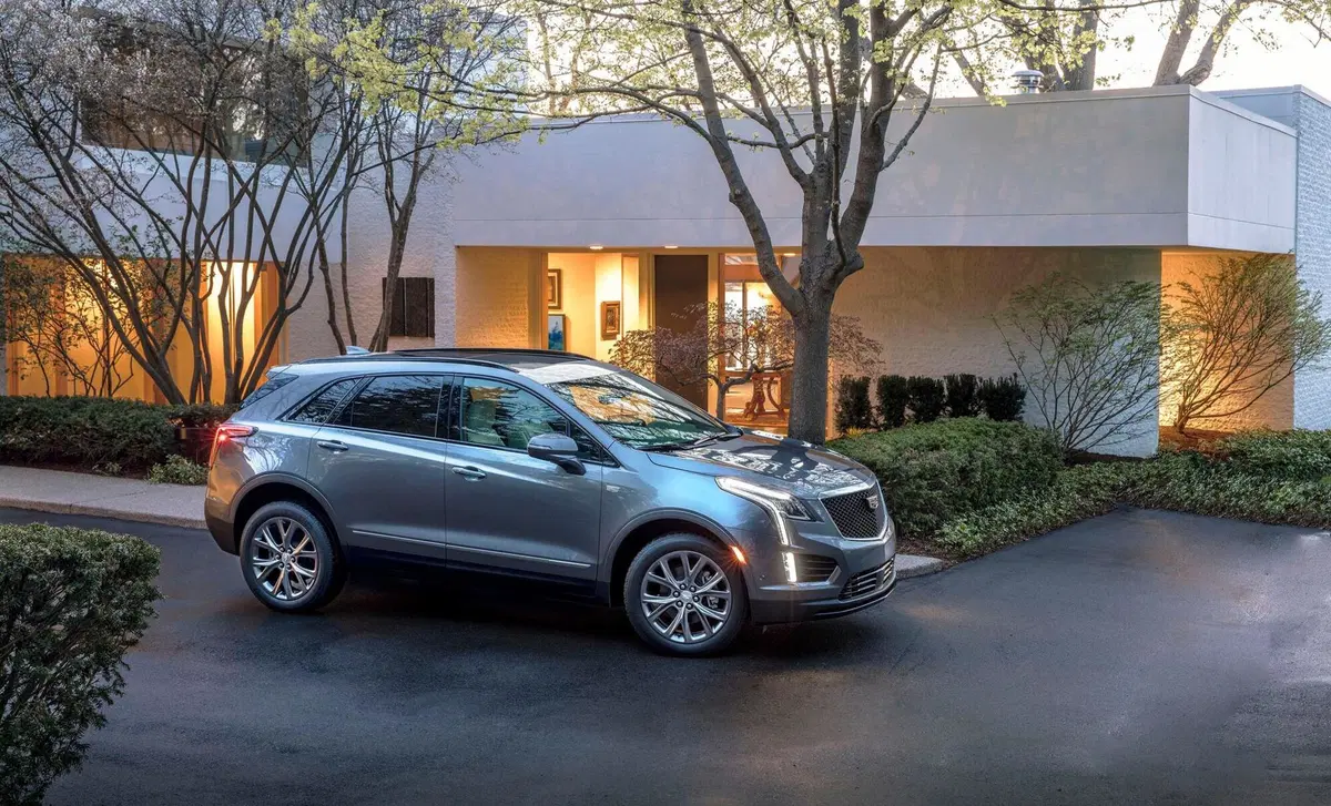 Cadillac XT5 3.6L V6 AWD AT Luxury (10)