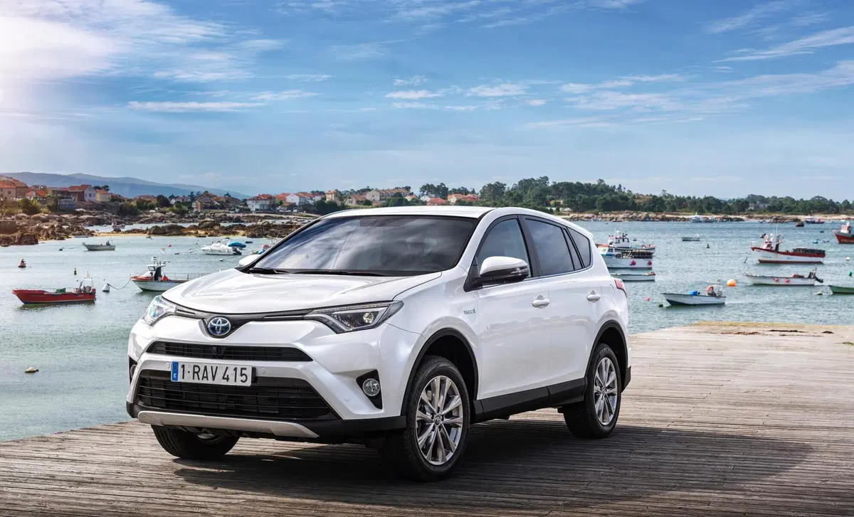 Toyota Rav4 HV (222CV) E-CVT AWD-i Adventure (22)