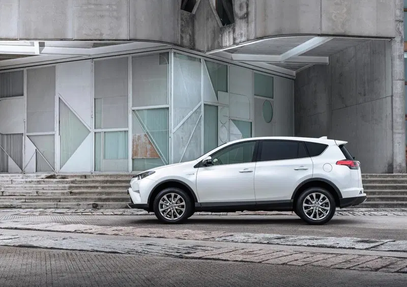 Toyota Rav4 (2018-25) (23)