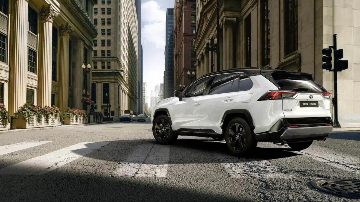 Toyota Rav4 HV (222CV) E-CVT AWD-i Adventure (29)