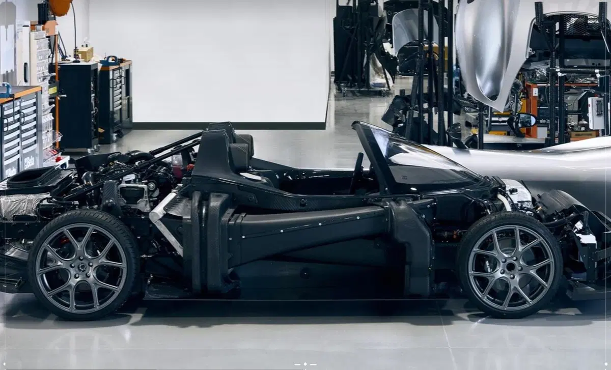 Dallara Stradale Coupé (15)