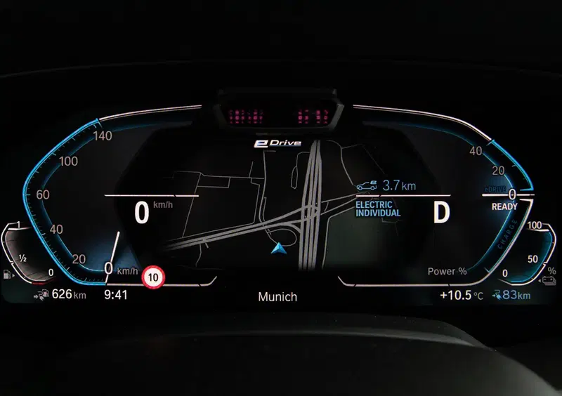BMW X5 (2018-->>) (37)