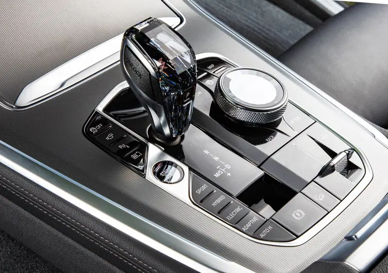 BMW X5 (2018-->>) (38)