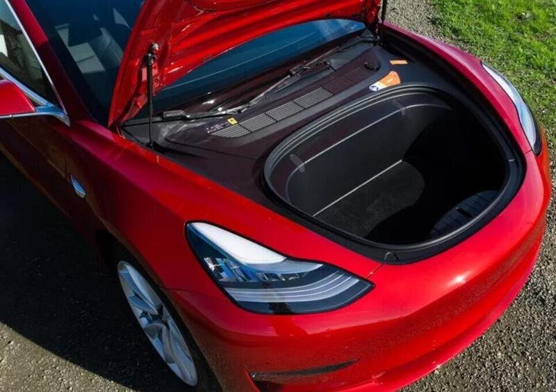 Tesla Model 3 (2018->>) (49)