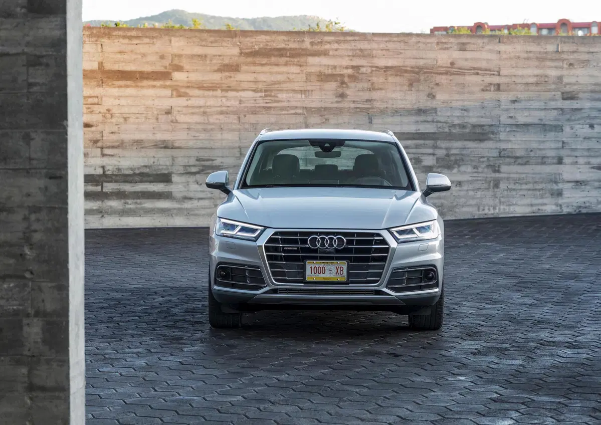Audi Q5 50 TFSI e quattro S tronic Business (29)