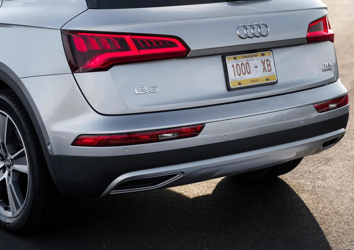 Audi Q5 50 TFSI e quattro S tronic Business (49)
