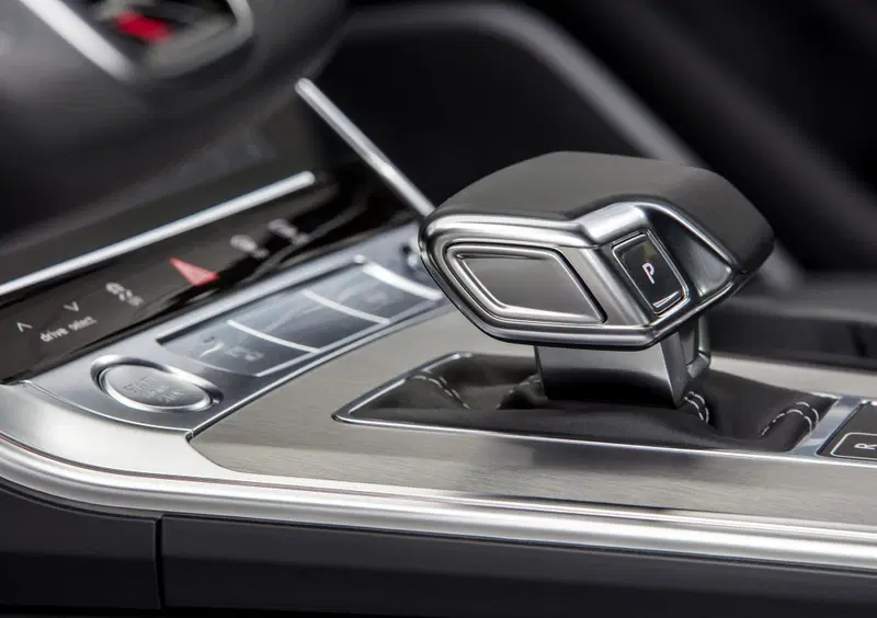 Audi A6 Avant (2018-25) (24)