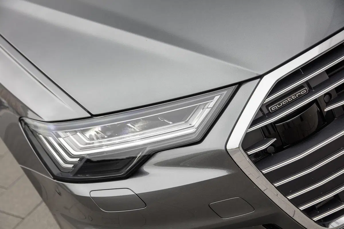 Audi A6 Avant 40 2.0 tdi mhev 12V quattro s-tronic (19)
