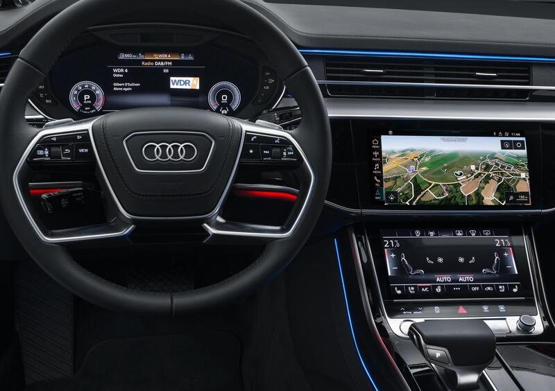 Audi A8 (2017-->>) (51)