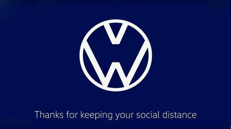 Volkswagen e Audi &quot;separano&quot; i loghi per ricordare di stare lontani