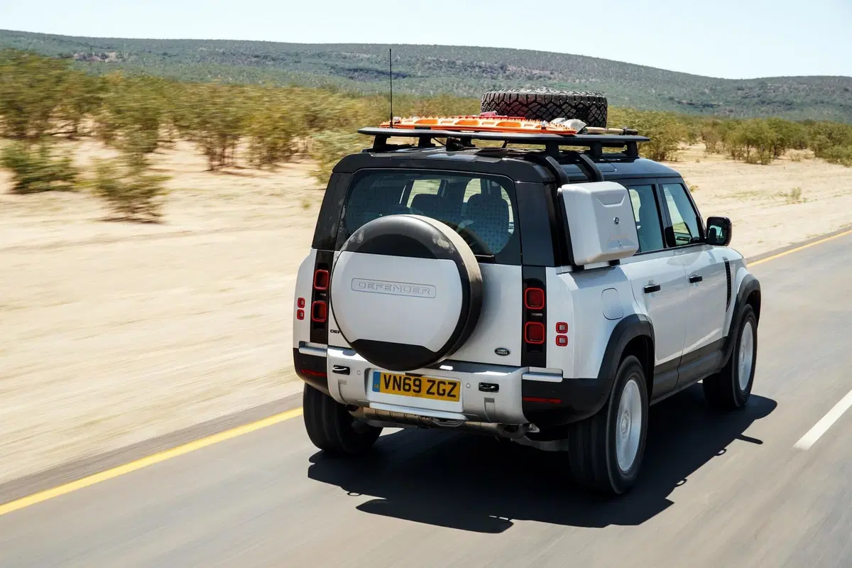 Nuovo Defender: spedizione in Africa da vero fuoristrada (6)