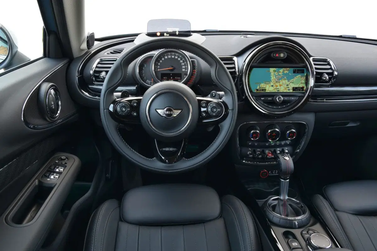 Mini Clubman ALL4, praticità dappertutto (13)