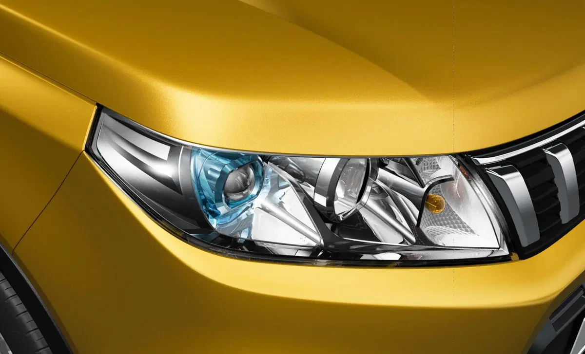 Suzuki Vitara 1.4 Hybrid Starview (40)