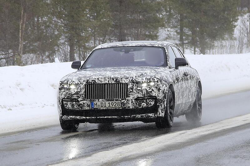 Rolls-Royce Ghost: rieccola, anche con il passo lungo [Foto spia]