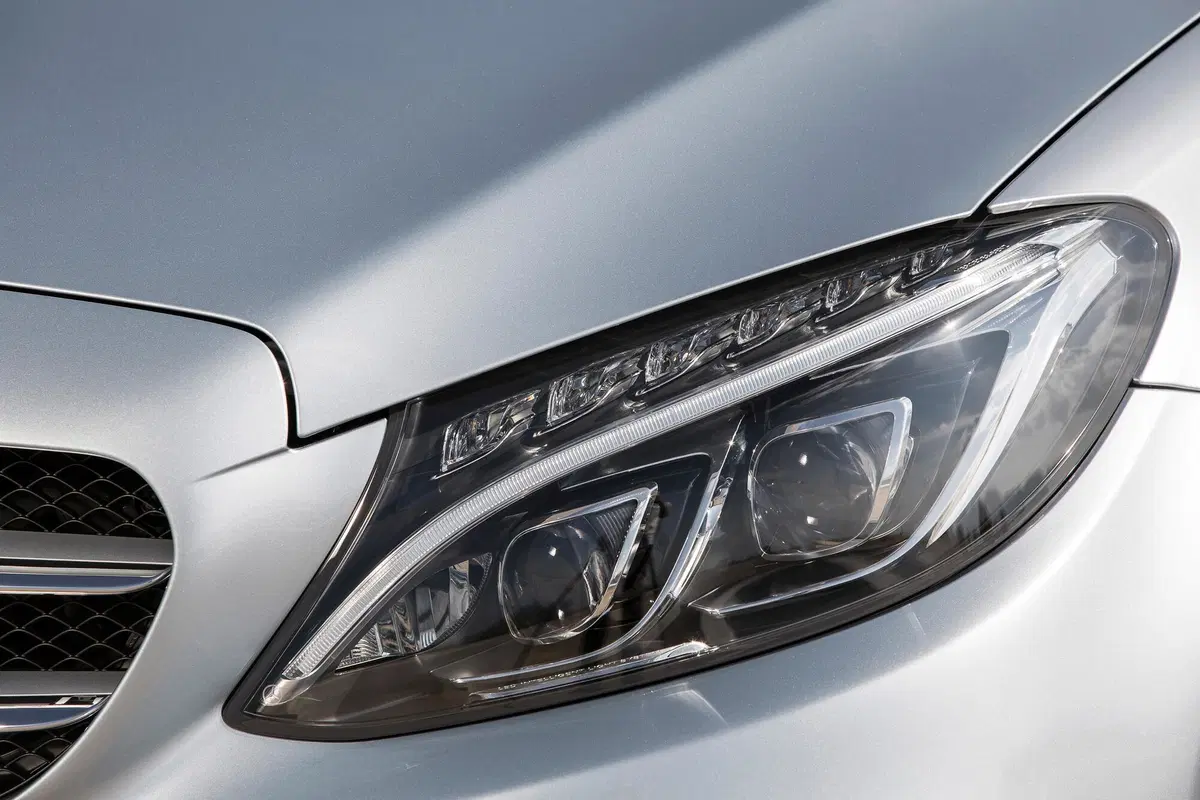 Mercedes-Benz Classe C 300 de Auto EQ-Power Executive (64)